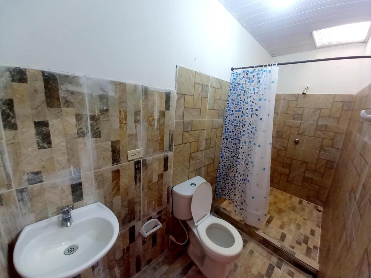 Apartamentos Cerca Al Aeropuerto Летисия Екстериор снимка
